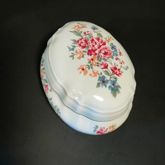 Music Box⭐ - Picture 3 of 6